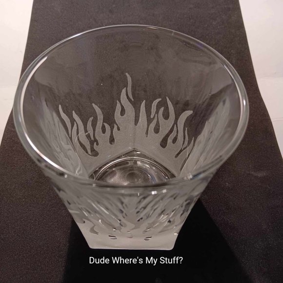 LIBBEY CLEAR GLASS ETCHED ROCKS GLASS - HOLDS 10oz - PENTAGON BASE 4" x 3.75" - Picture 2 of 3